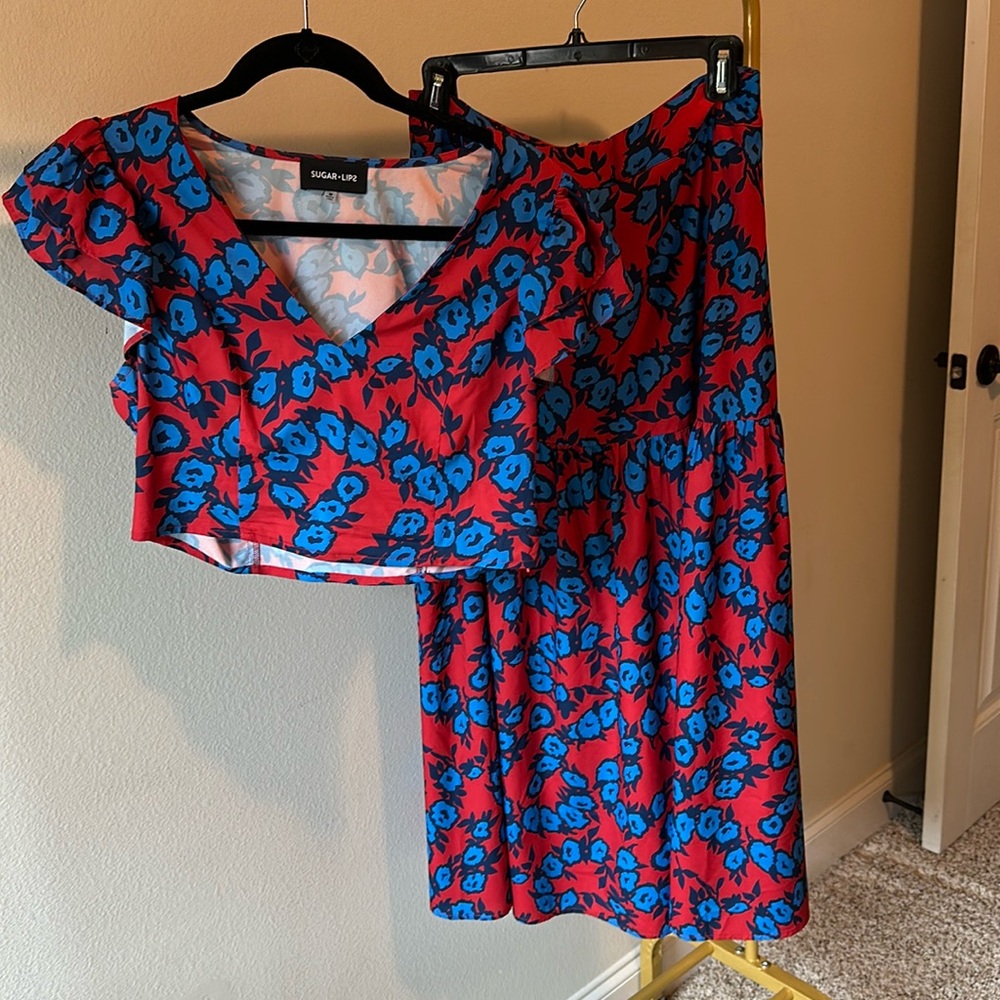 Sugar lips top and skirt set, sz MEDIUM